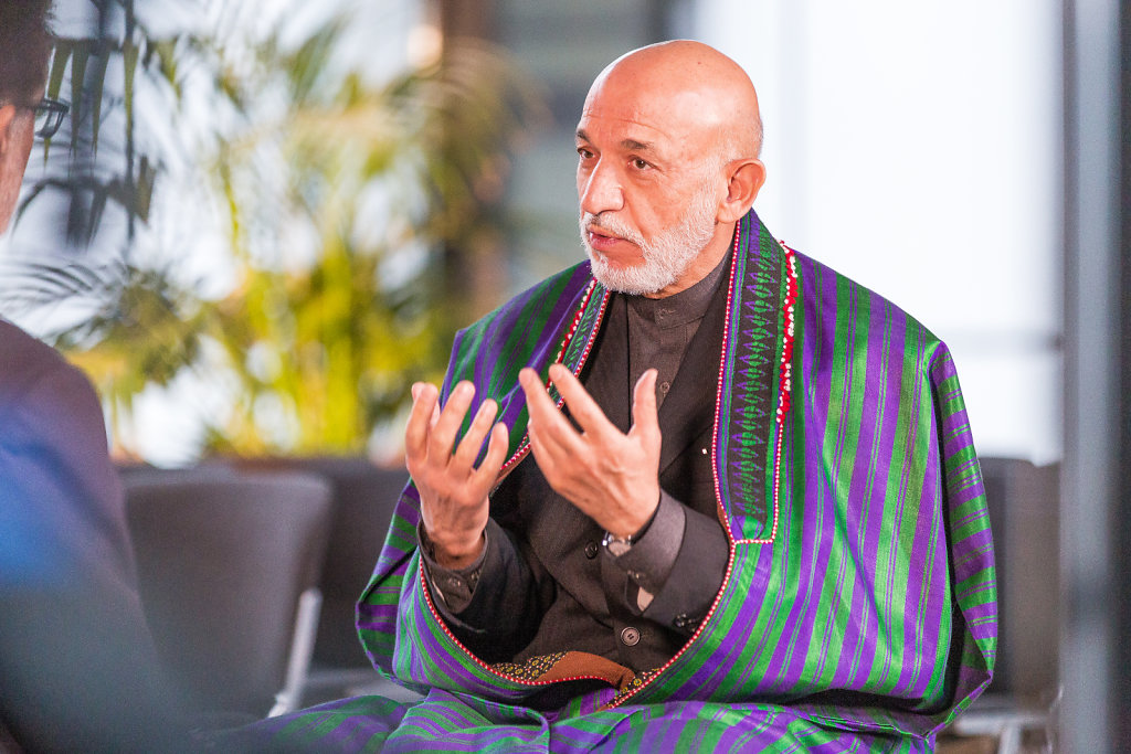 Webseite-Karzai-3-von-5.jpg